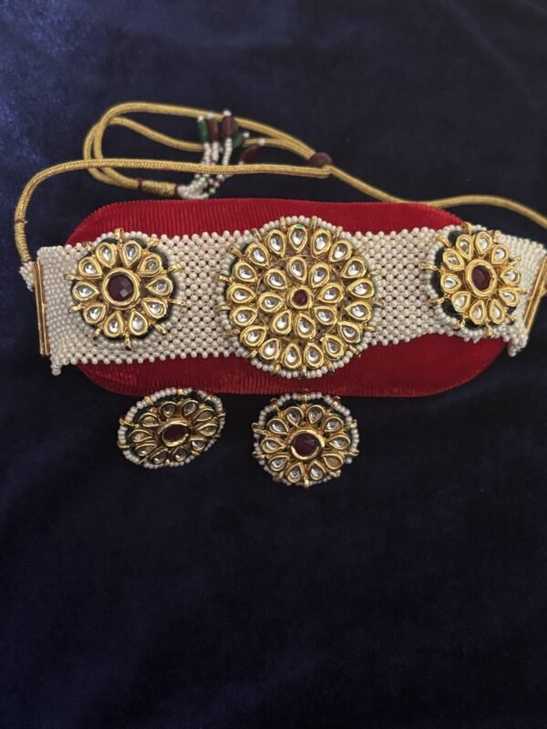 chatai choker necklace