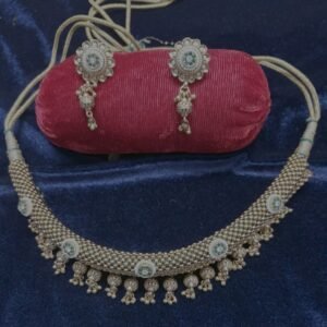 Kanthi Choker Set